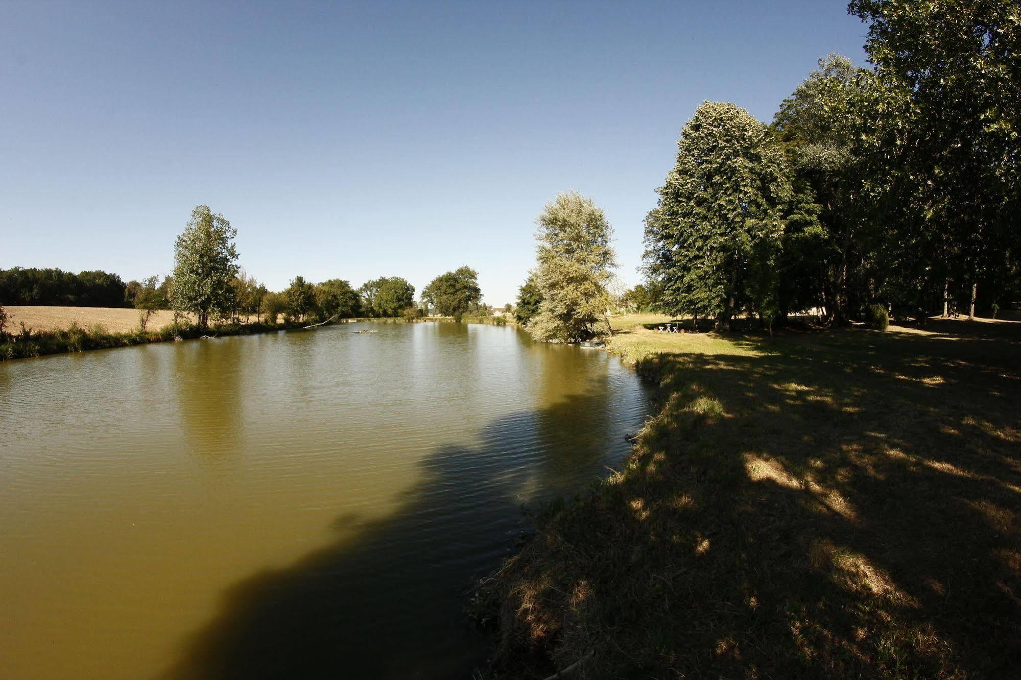 Manoir De La Blonnerie Panzió Vellèches Kültér fotó